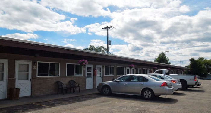 Dew Drop Inn Motel (Hop-Inn Motel) - From Website (newer photo)